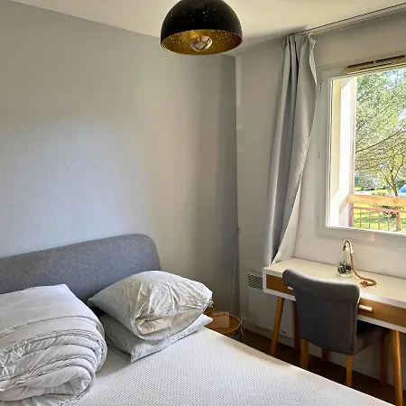 L'eclat Terrasse - Piscine - Tennis Apartment *